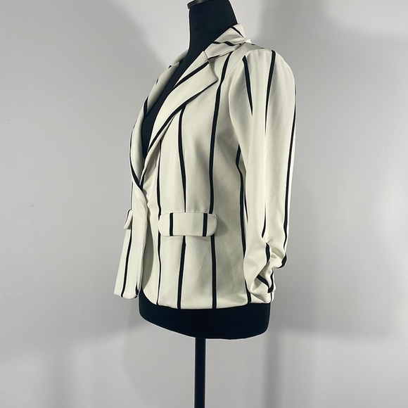 Crescent & Willough Jackets & Coats, Black & White Striped, Large, Blazer - Picture 3 of 10